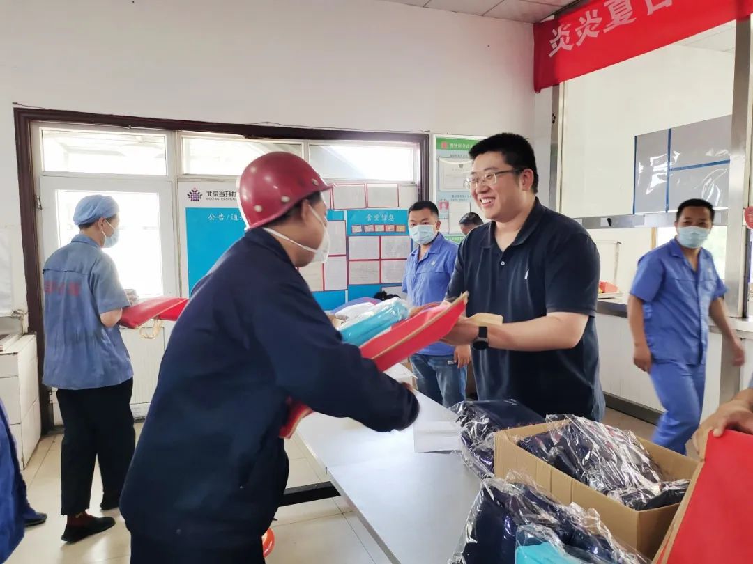 pg���d-pg���d�ٷ���-pg���d���b2025���°�V2.7.77-2265��׿�W(w��ng)