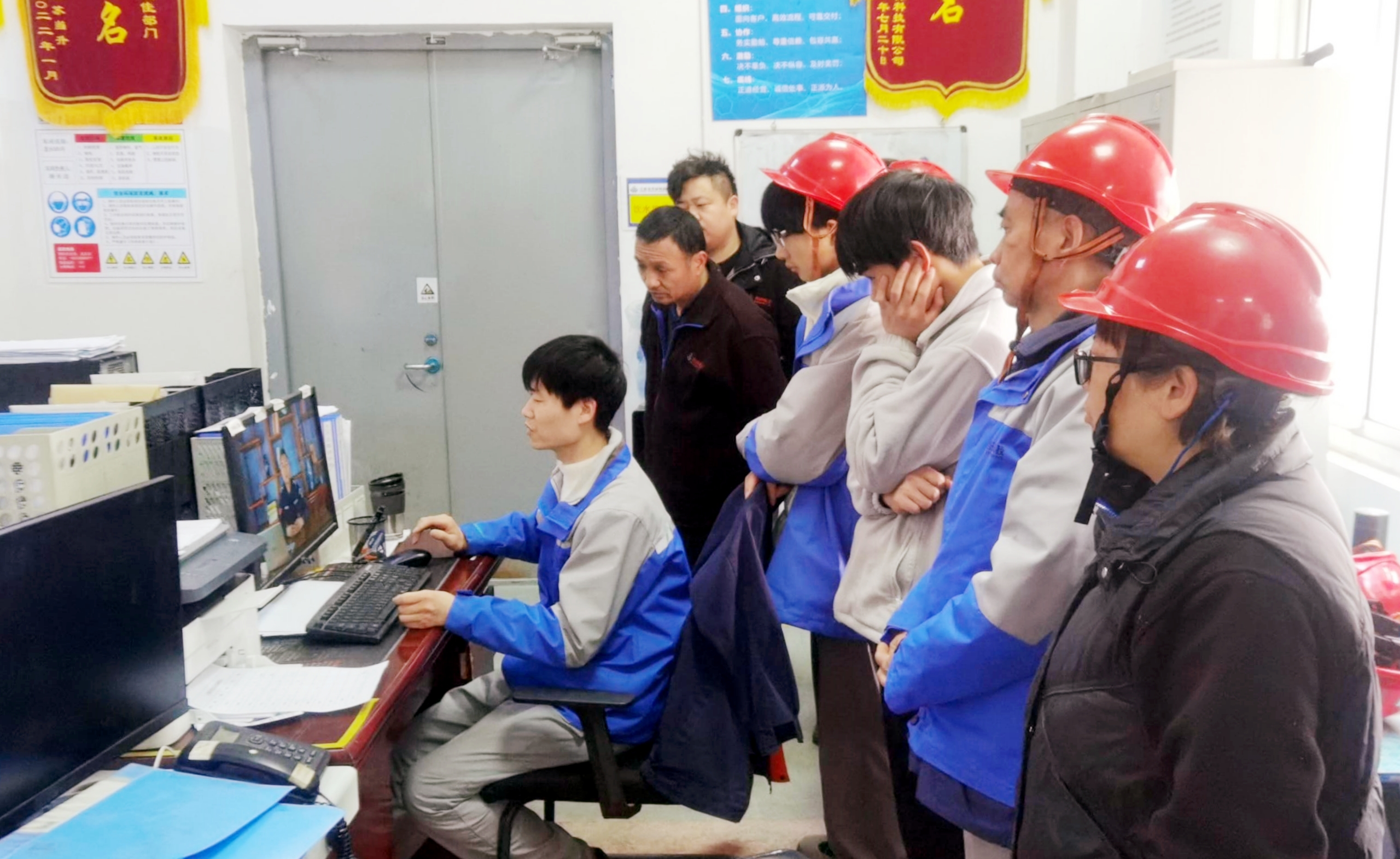 pg下載-pg下載官方版-pg下載安裝2025最新版V2.7.77-2265安卓網(wǎng)